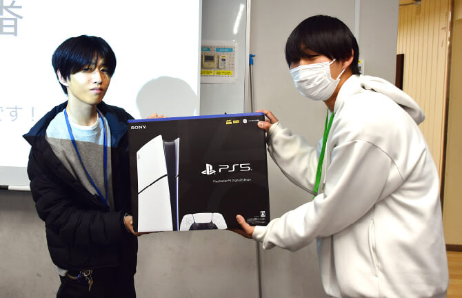 PlayStation®5を獲得した参加者